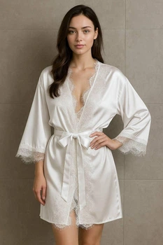 Білий шовковий халат з мереживом 007-3 S