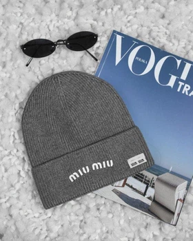 Жіноча шапка miu miu grey (ВТ0570)