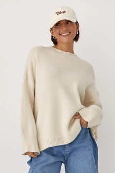 Вязаный однотонный джемпер свободного фасона Lurex Молочный One Size (25880)