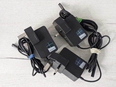 Microsoft Surface 1513: 24w 12V 5 pin - Б/У