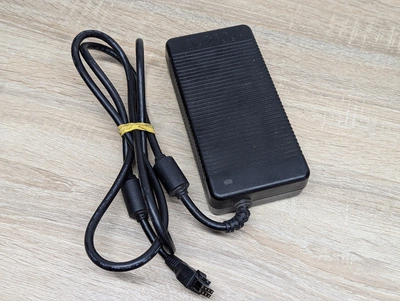 Блок питания Dell D220P-01 220W серия DA-2