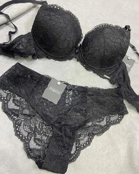 Комплект белья: бюстгальтер push-up и трусики 9415 Balaloum черный 80C/L