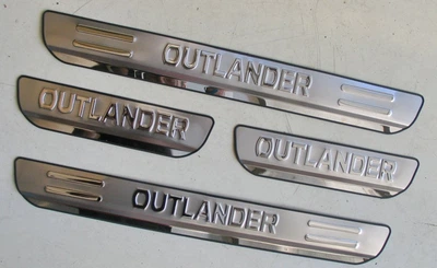Mitsubishi Outlander 2015 накладки на пороги дверей типу A L2948