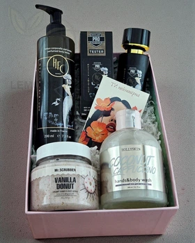 Подарочный набор косметики No Brand в стиле Haute Fragrance Devils Intrigue 4 в 1 ver.02