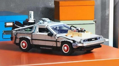 Конструктор Technic DeLorean DMC-12 Делоріан на 1872 деталі Машина часу Назад у майбутнє 10300