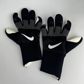 Вратарские перчатки Черные как Nike GK Mercurial Touch Elite для Вратров для Голкипера удобные варежки Найк 10