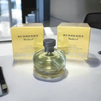 Парфуми жіночі аналог Burberry Weekend легкий квітково-фруктовий аромат з мандарином і персиком 100 мл.