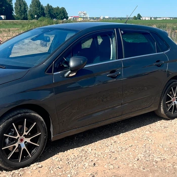 Дефлекторы окон VL-Tuning на Citroen C4 II 2010- хэтчбек 5d (накладные)