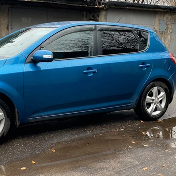 VL-Tuning Дефлекторы окон на Kia Ceed I 2006-2012 хэтчбек 5d (накладные)
