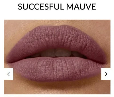 Зволожувальна матова губна помада «Ультра» Avon, 3.6 г (Надзвичайний ліловий / Successful Mauve