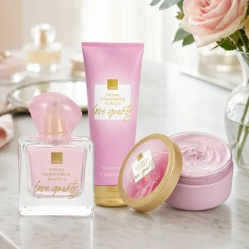 Набір Avon TTA Love Quartz 3 в 1