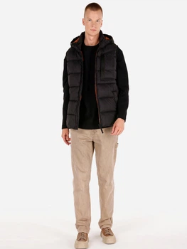 Теплый жилет мужской Colin's CL1069872BLK S Black (8684112312316)