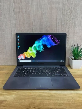 Ноутбук Asus VivoBook E406M 14" Celeron N4000 4GB Intel UHD Graphics 600 64GB SSD Б/В