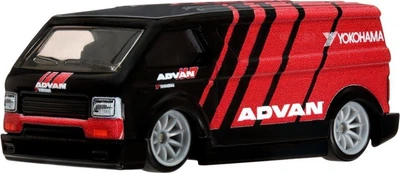 Model samochodu Mattel Hot Wheels Premium Boulevard MBK Van Biało-niebieski HRT67 (194735185528)