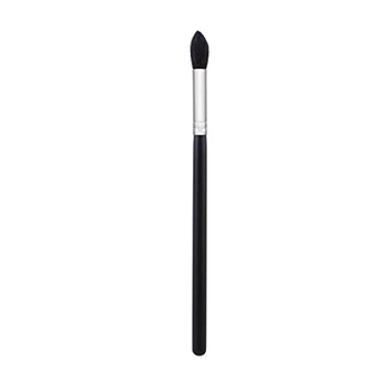 Кисть для растушевки теней MORPHE Large Pointed Blender M504