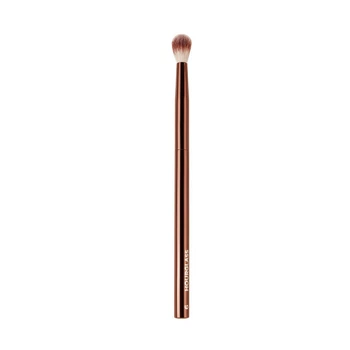 Кисть для растушевки теней HOURGLASS Tapered Blender Brush No 6