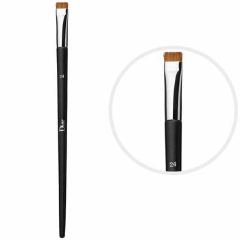 Кисть для подводки глаз Christian Dior Professional Finish Eyeliner Brush #24