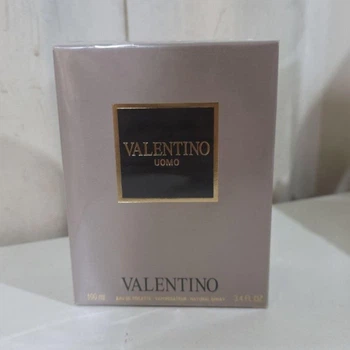 Чоловічі парфуми Valentino Uomo Eau de Toilette 100 мл — елегантний деревно-гурманський аромат із бергамотом, кава, шоколадом