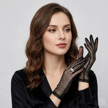Короткі вечірні рукавички в дрібний горошок Honey Fashion Accessories XS/S/M чорний (7-85)