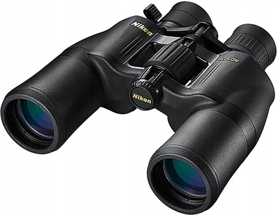 Бінокль Nikon Aculon 8-18x42
