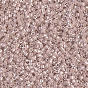 DB-1535-1 Бісер Miyuki Delica Beads 11/0 (перлиновий бежевий), 50 г