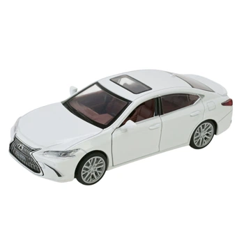 Іграшкова моделька машинки Автопром 1:35 Lexus ES 300h із світло-звуковими ефектами біла (68713WT)