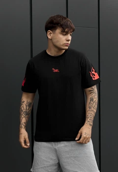 Футболка Чоловіча Стаф Чорна З Логотипом Та Принтом Вогняний Тигр Базова Staff Black Logo & Fire Tiger S (393813)