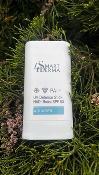 Солнцезащитный сток для лица Smart4derma SPF50 без белых следов 18 г