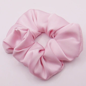 Велика шовкова гумка для волосся 12 см пудрова Handmade 335