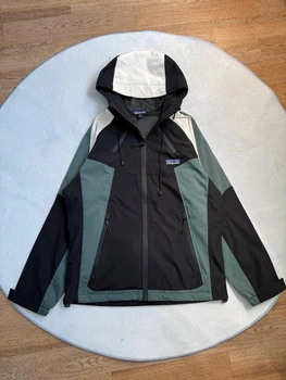 Вітровка Patagonia 01 чорна S
