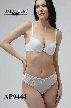 Комплект белья: бюстгальтер push-up и трусики 9444 Balaloum белый 80C/L