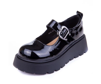 Туфли Calorie A518 чорні лакові (35-40) Чёрный 35