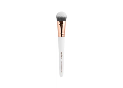 Кисточка для тональных средств Topface Angled Foundation Brush F06 для безупречного тона кожи Бело-золотой