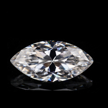 Муассанит желтый 5 х 10 мм с сертификатом 1Ct (05703)