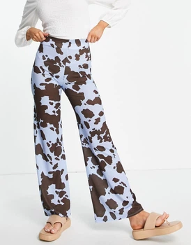 Штани ASOS DESIGN In Cheesecloth in Cow Print Блакитний EU34 117355193