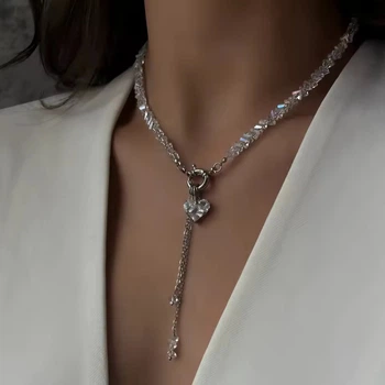 Женское колье с подвеской в виде сердца с серебряными цепочками White Diamond Heart