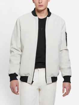 Бомбер мужской Guess 284105222 S Молочный (1159863513)
