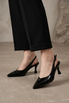 Туфли женские Where Uwear черные лаковые 350928_38 (24.5 см)