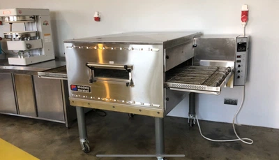 Конвеєрна тунельна піч для піци Middleby Marshall PS540SE
