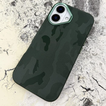 Чехол Camo Case MagSafe для Apple iPhone 16 Green