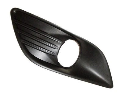Решетка бампера Ford Focus 2008-2010, с отв. п/тум., правая, AVTM, 1528560, 2809 912