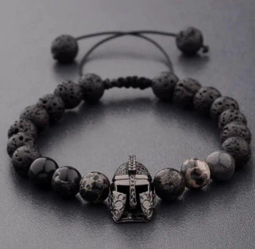 Мужской браслет Black Centurion из натурального камня агат и лавовый камень с металлическим шлемом
