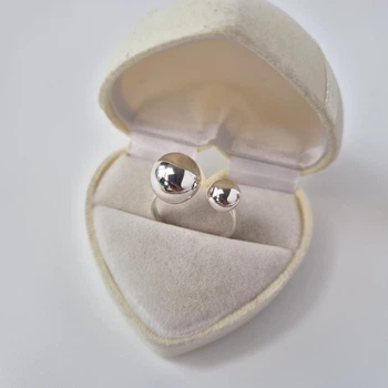 Серебряное кольцо Два Шара 19.5 размер серебро 925пробы 400088 3.40г