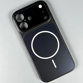 Чехол противоударный матовый c защитой камеры AG-Glass Case with MagSafe для iPhone 17 Pro Black