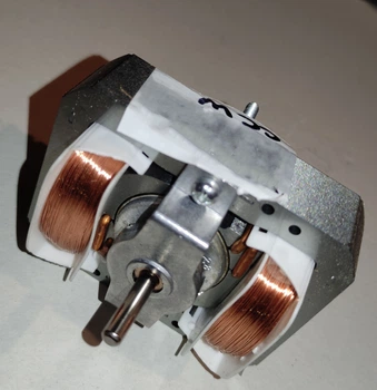 Мотор витяжки 110W, вал 18х5 мм, 85/65/20 Eleyus лівий (YJ84-20 CCW)