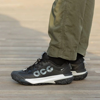 Кросівки чоловічі Acg Mountain Fly 2 Low Black White 43 (1183-697417)