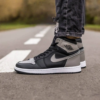 Кросівки чоловічі Air Jordan retro 1 Black Grey 37 (1044-1331990)