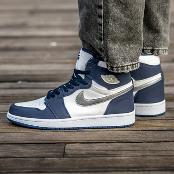Кросівки чоловічі Air Jordan Retro 1 COJP Mid night Navy 38 (965-1331889)