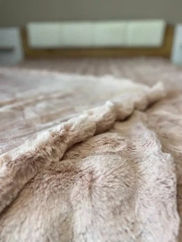 Королевское Покрывало "Кролик" Colourful Home Евро размера 210х230см двухстороннее, с длинным искусственным бежевым мехом (lm33)