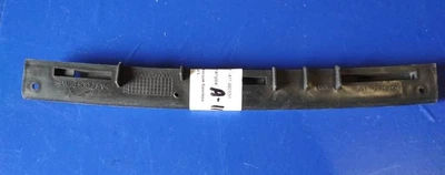 Направляющая бампера переднего Амулет, Chery Amulet левая A11-2803051
